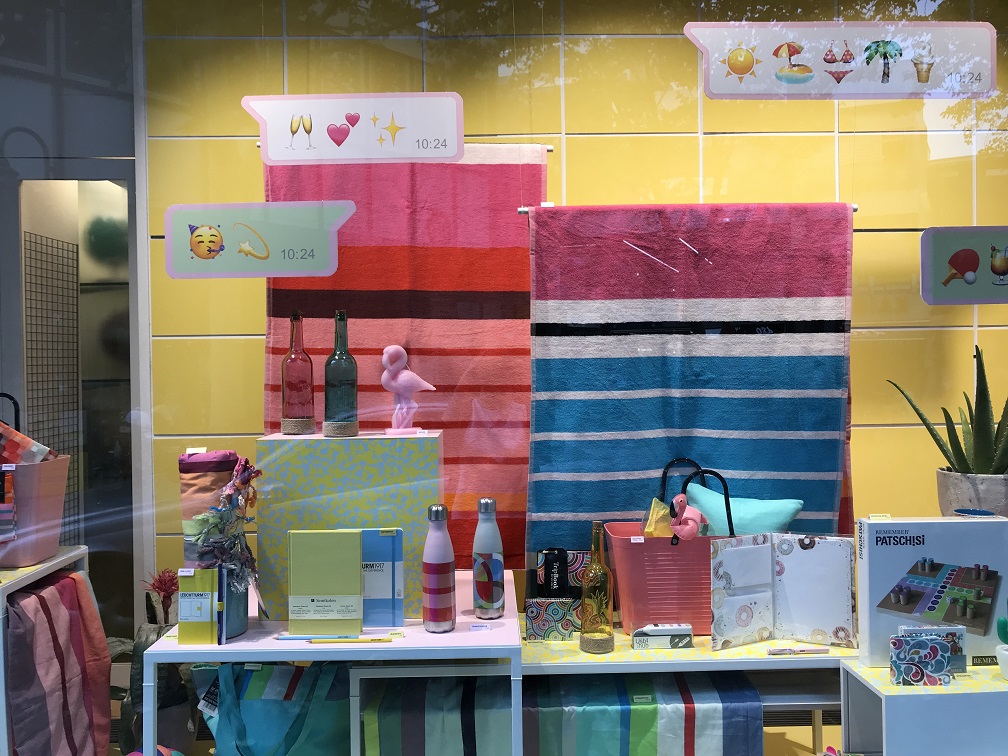 Sommer_Schaufenster_PapierFischer_Karlsruhe_2