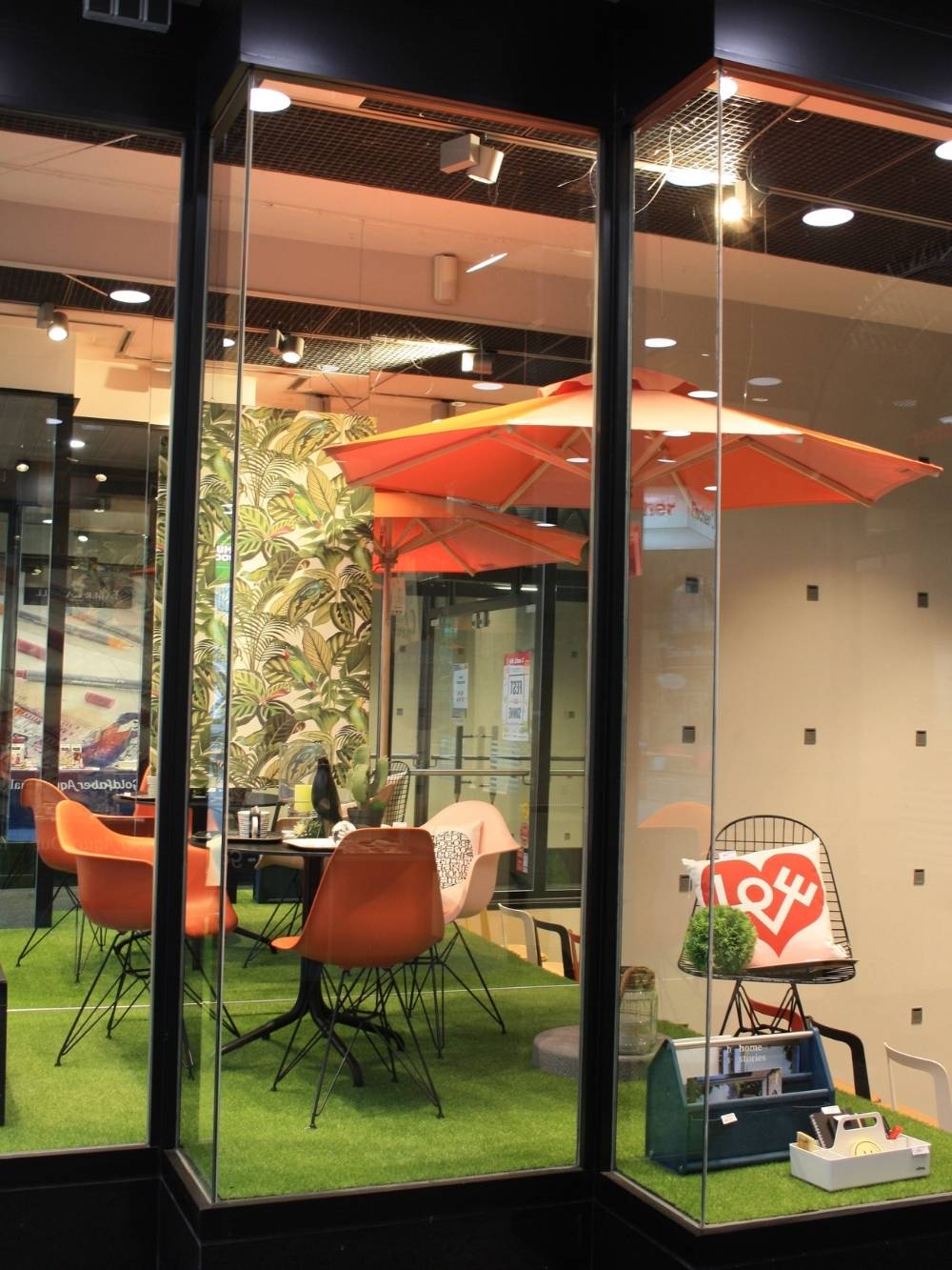 Vitra Homestories Schaufenster